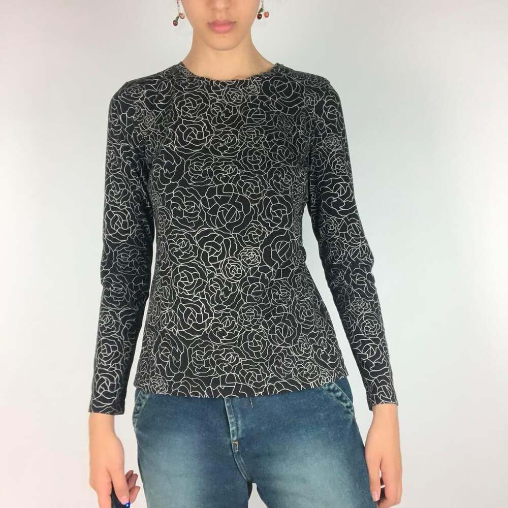 Liz Claiborne Women's Black and White Jumper